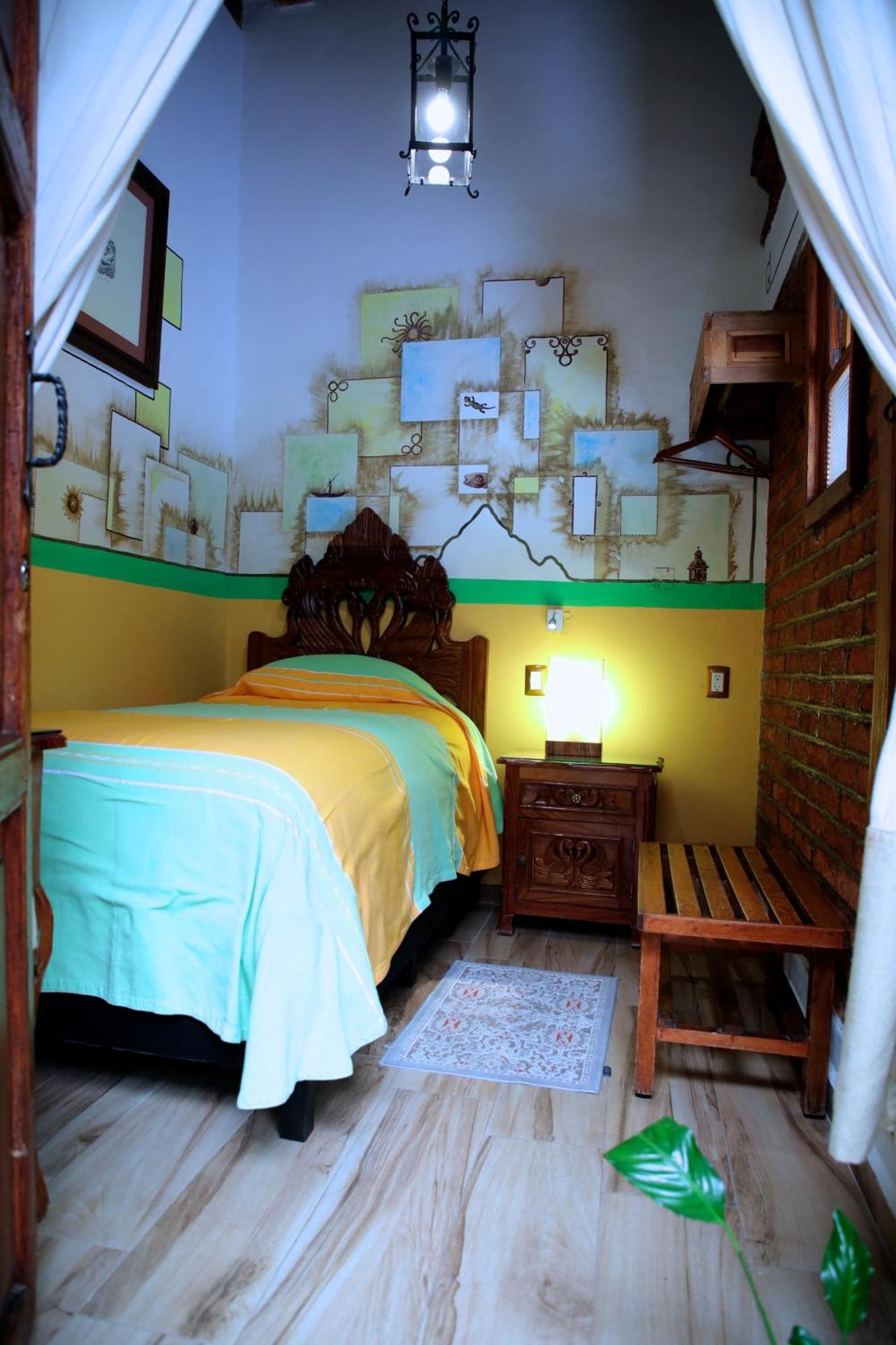 Hotel Casa Baez ปาทซ์คูเอโร ภายนอก รูปภาพ