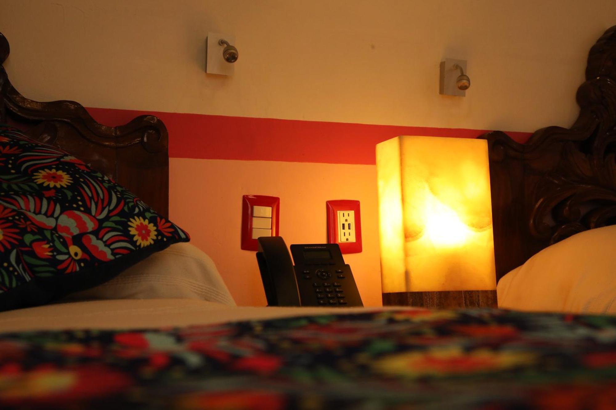 Hotel Casa Baez ปาทซ์คูเอโร ภายนอก รูปภาพ