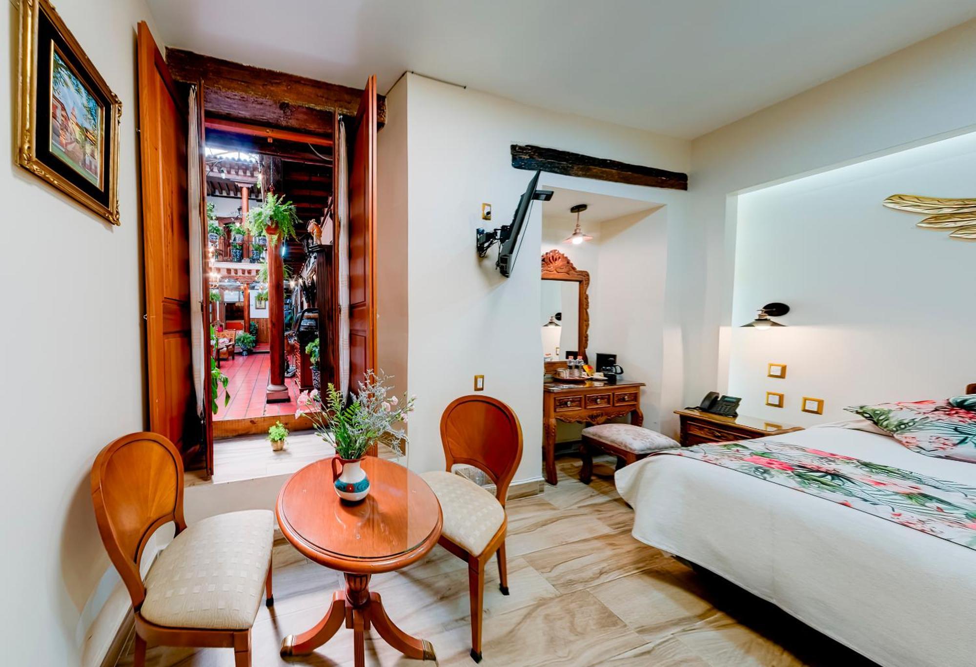 Hotel Casa Baez ปาทซ์คูเอโร ภายนอก รูปภาพ