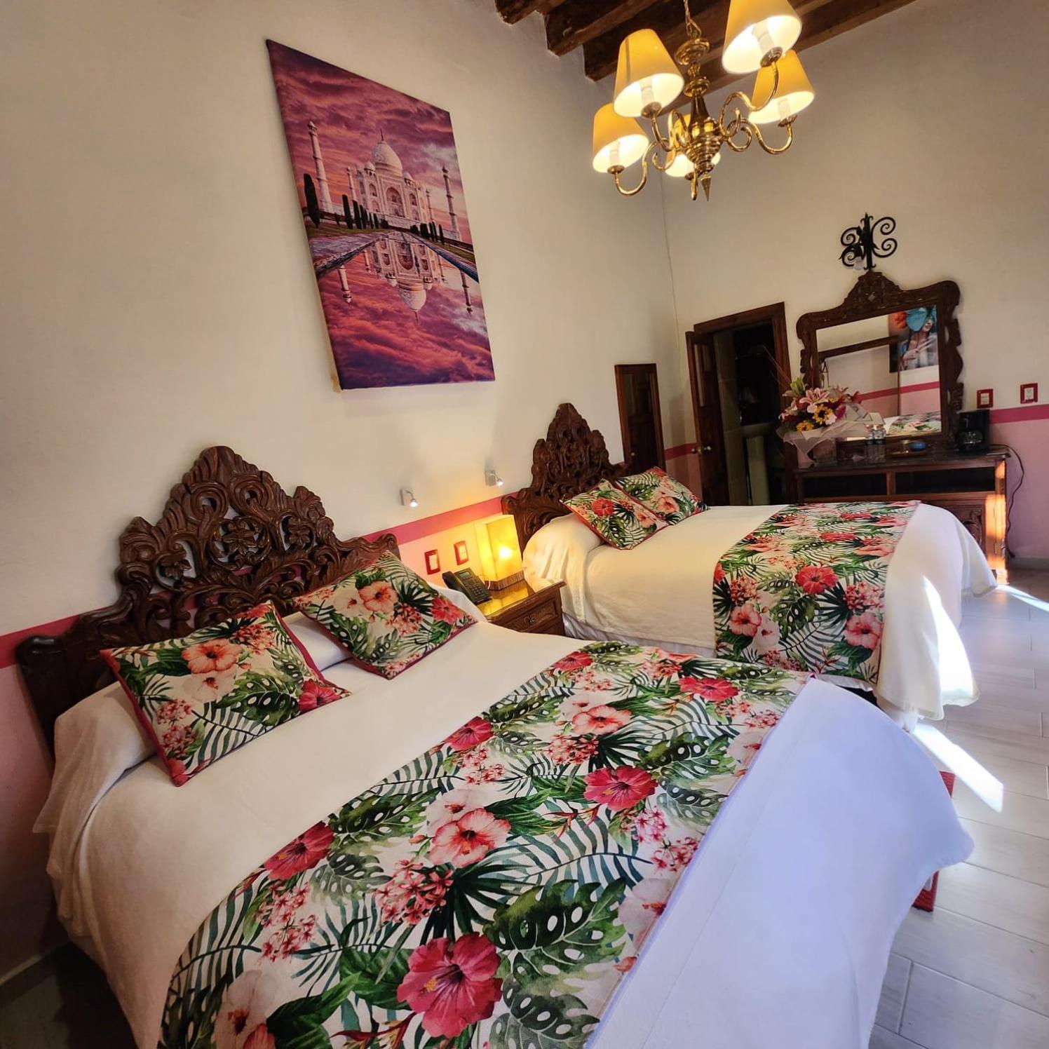 Hotel Casa Baez ปาทซ์คูเอโร ภายนอก รูปภาพ