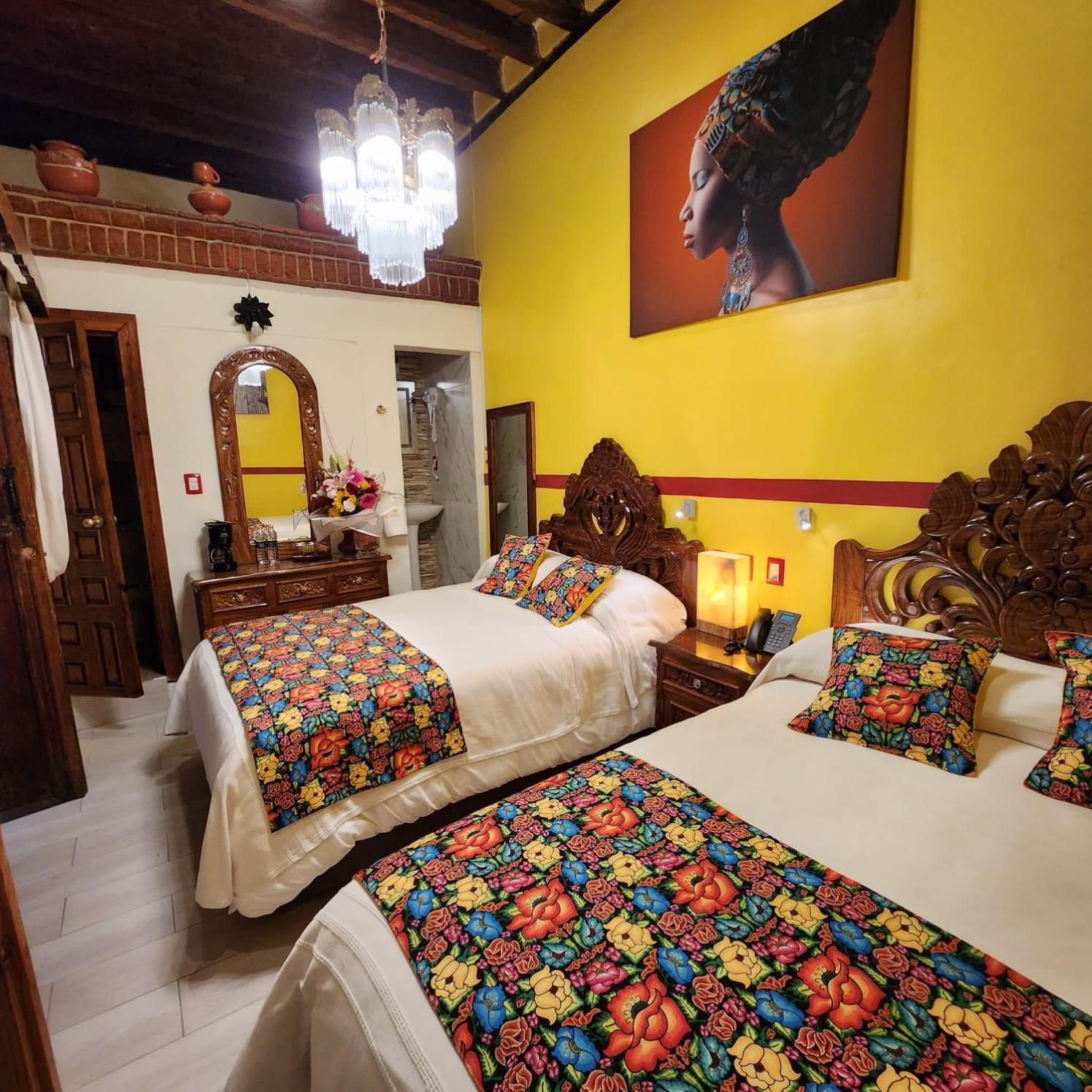 Hotel Casa Baez ปาทซ์คูเอโร ภายนอก รูปภาพ